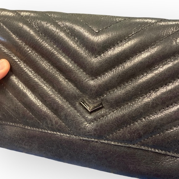 P001 Botkier Wallet On A Chain - Picture 4 of 12